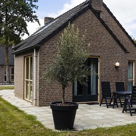 Lovely Vacation Near Forest And Water Holiday home Ewijk