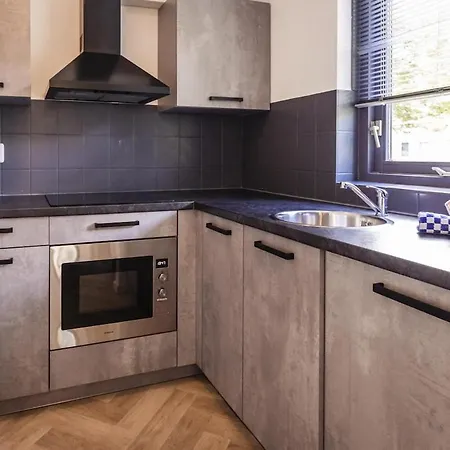 Дом отдыха Lovely Vacation Near Forest And Water